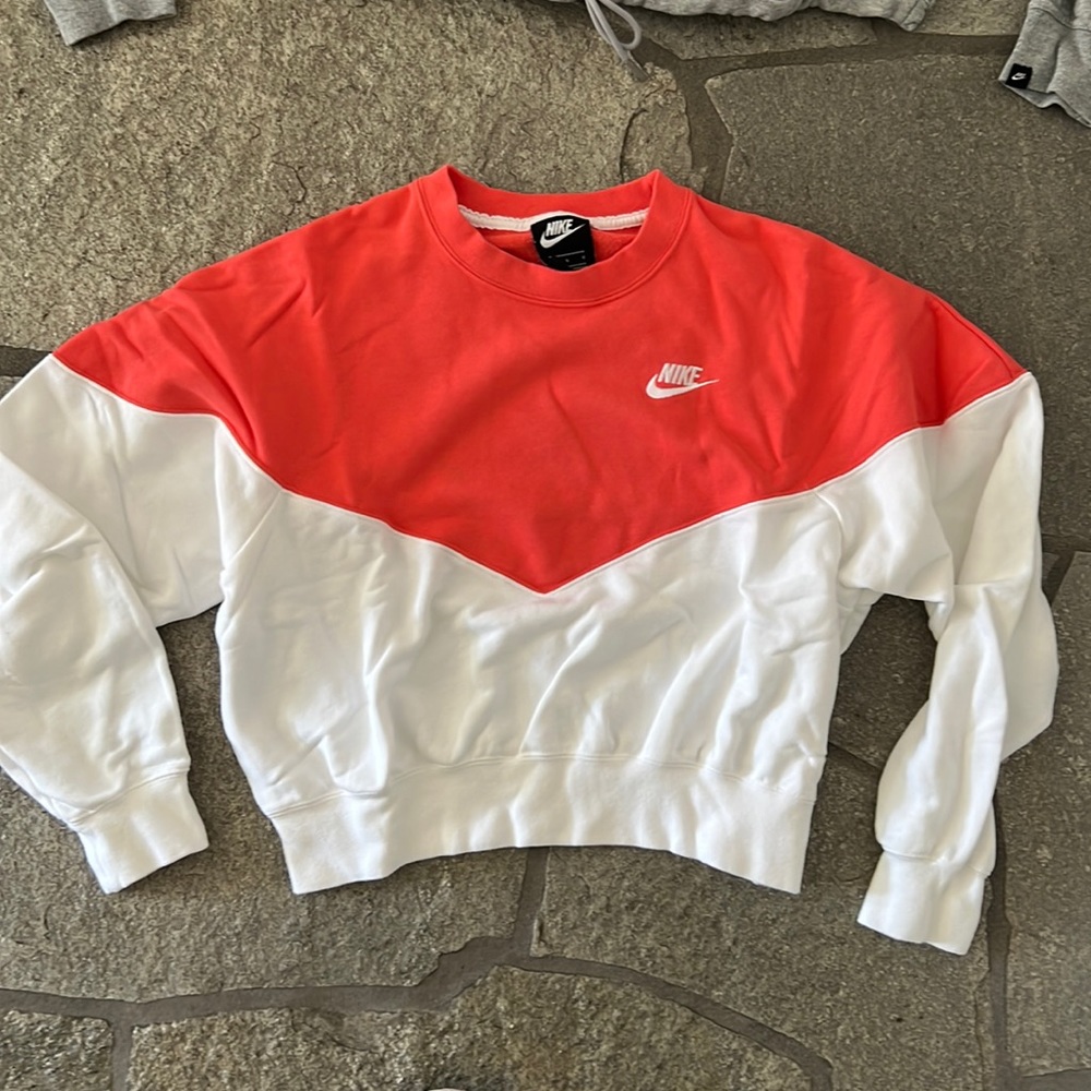 Nike Sweatshirt